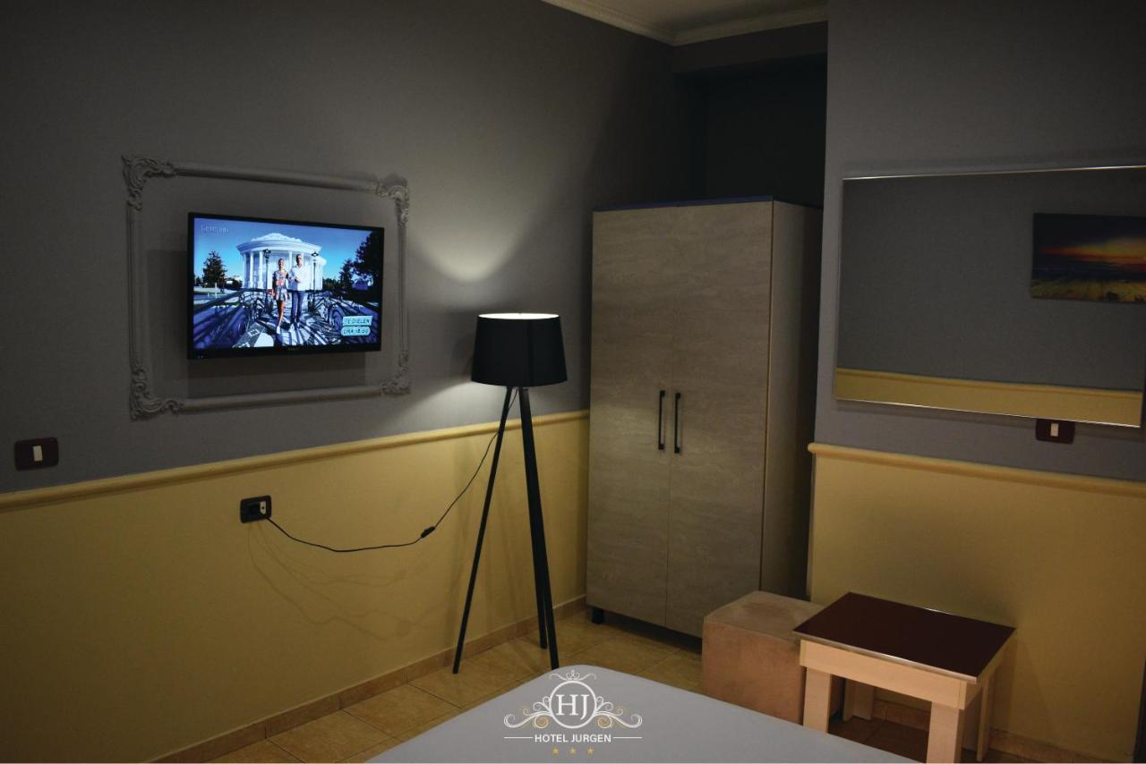 Hotel Jurgen Lezhë Екстериор снимка