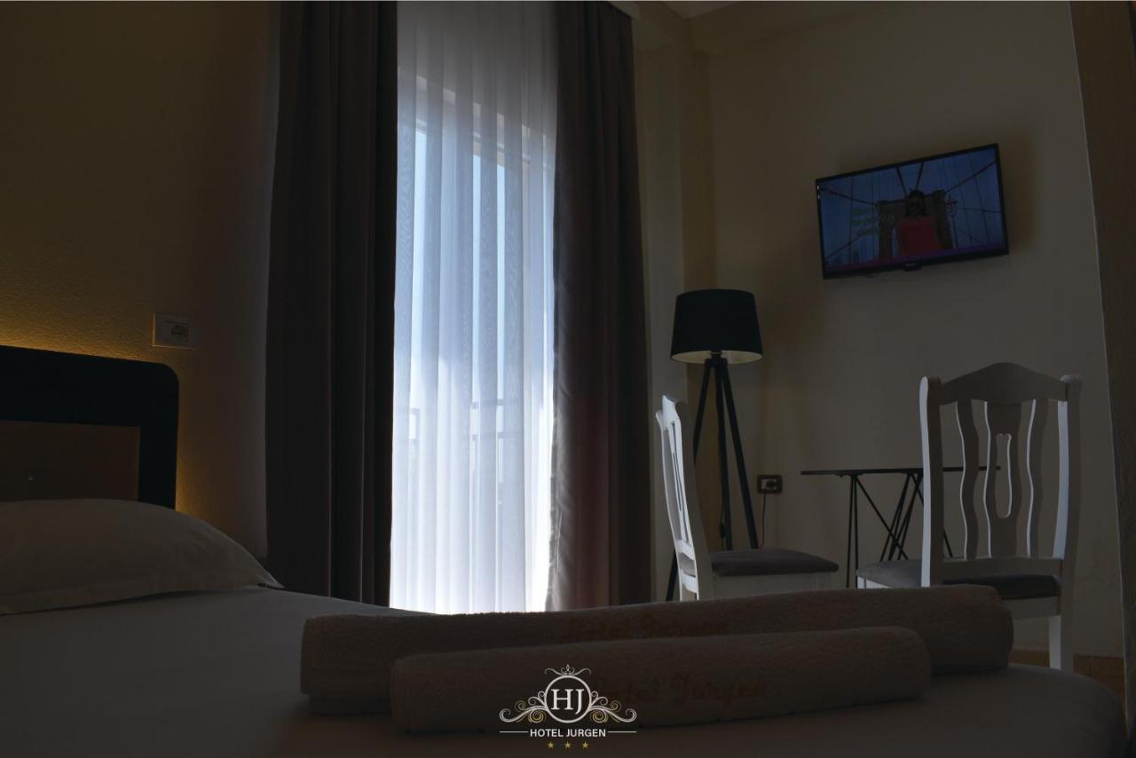 Hotel Jurgen Lezhë Екстериор снимка