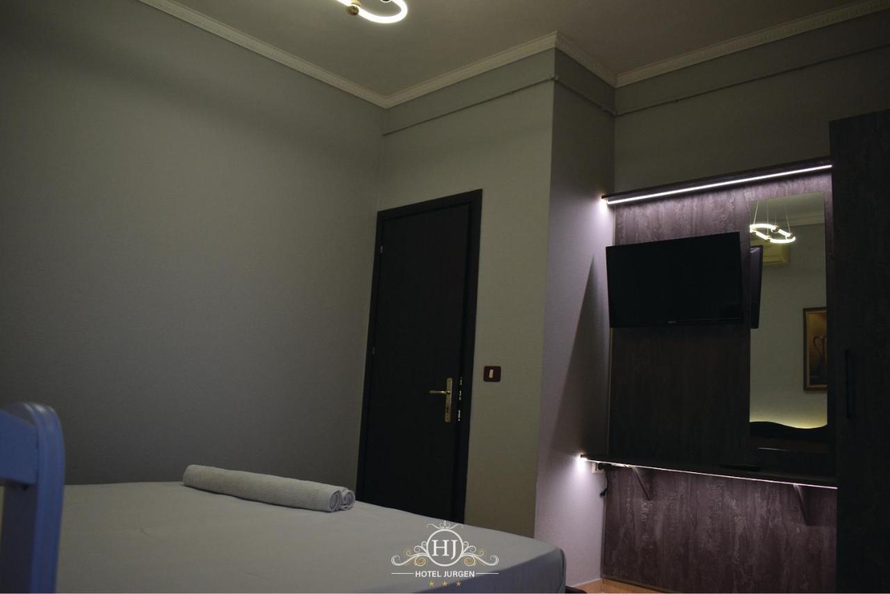 Hotel Jurgen Lezhë Екстериор снимка