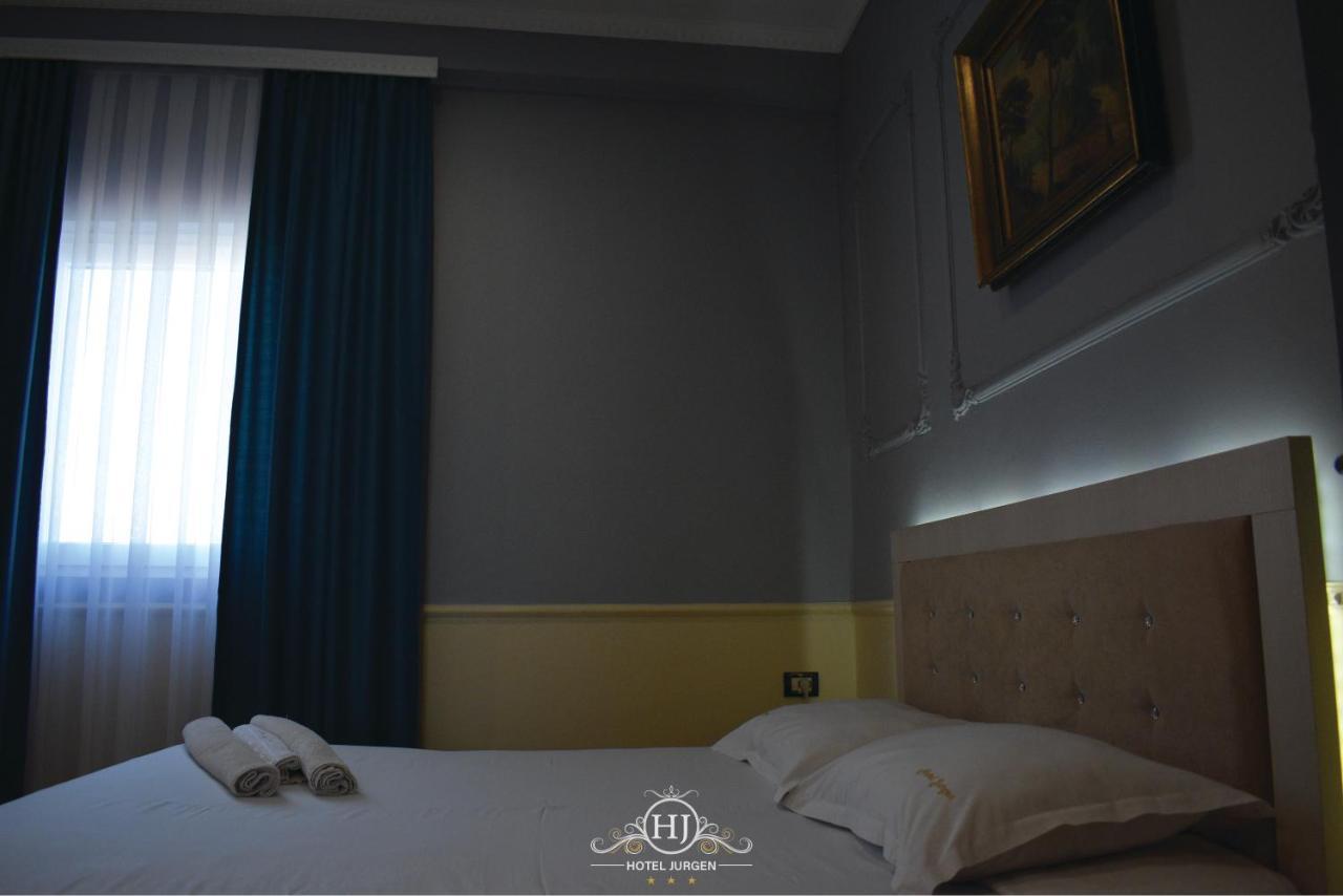 Hotel Jurgen Lezhë Екстериор снимка