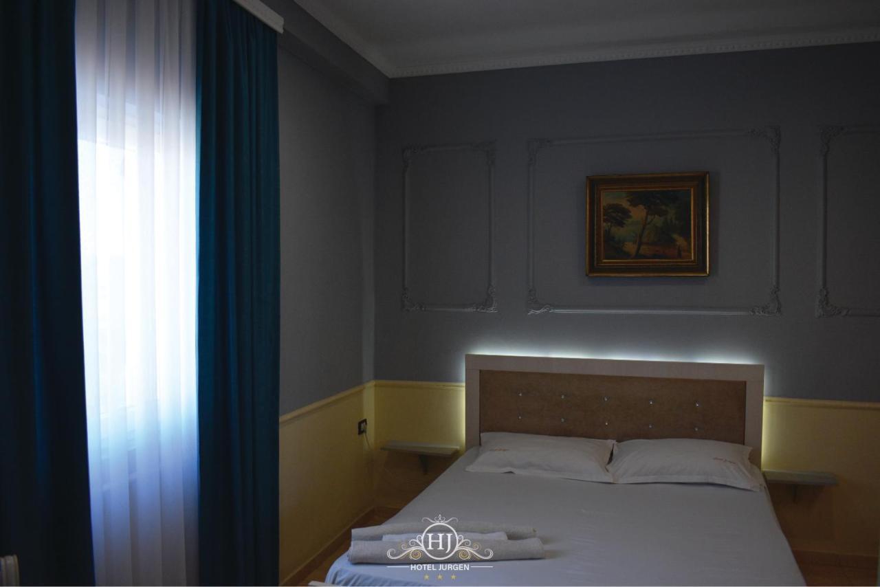 Hotel Jurgen Lezhë Екстериор снимка