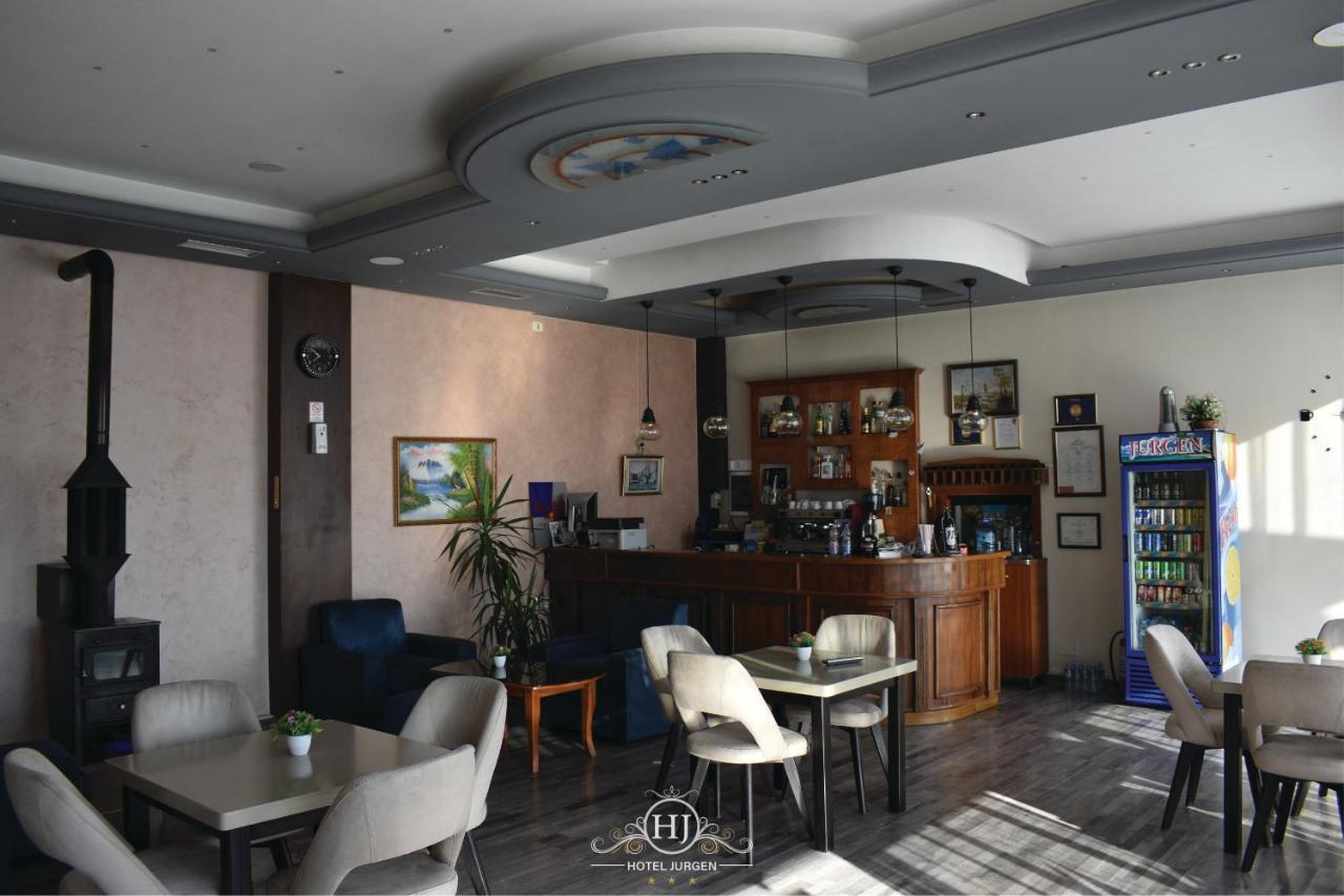 Hotel Jurgen Lezhë Екстериор снимка