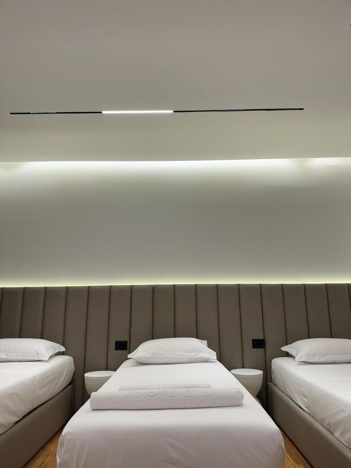 Hotel Jurgen Lezhë Екстериор снимка